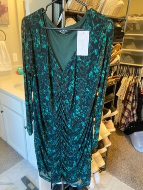 Isabel Maternity by Ingrid & Isabel Teal and Black Floral Ruched V-Neck Dress